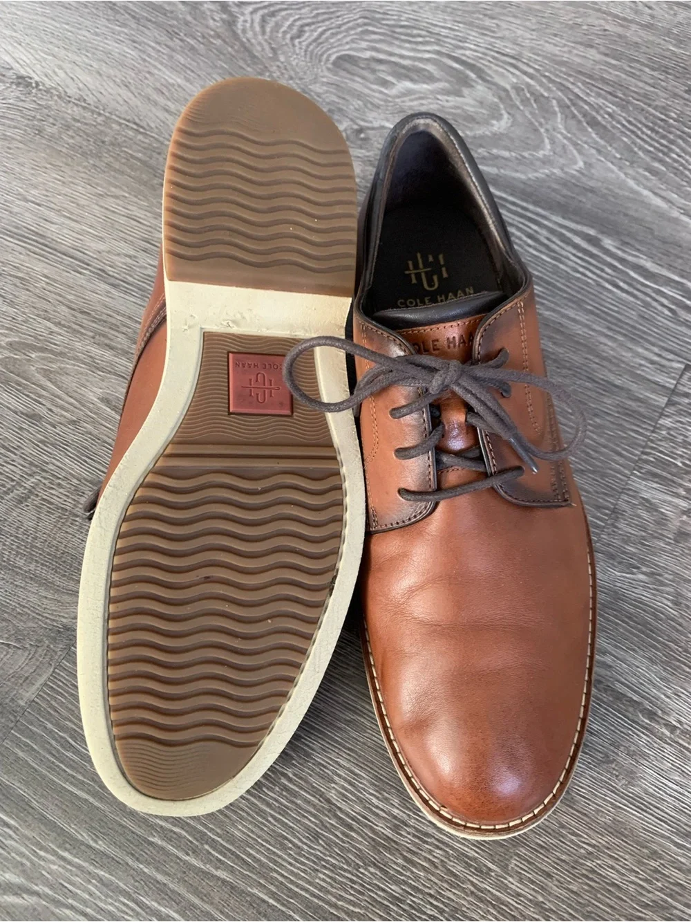 Cole Haan American classic Men's Brown Leather Derby Shoes  Lace-Up
